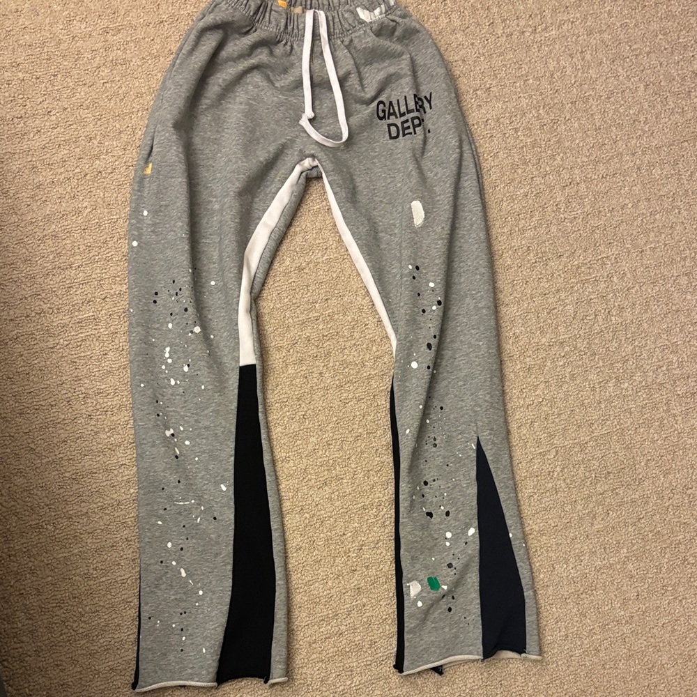 Gallery Dept Gray and Black Joggers